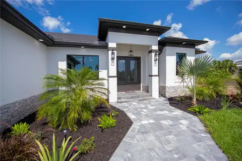 11 PINEHURST CT — home for sale