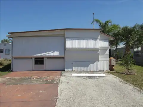 10 RED QUILL CIR — home for sale