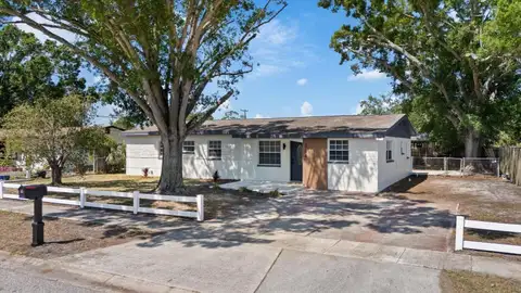 324 COUNTRY CLUB DR — home for sale