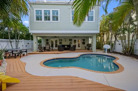 704 GLADIOLUS ST — home for sale