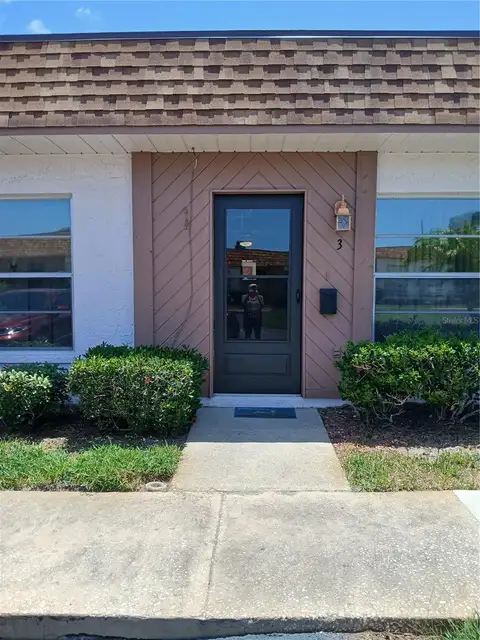 6050 CHESHAM DR #3 — home for sale