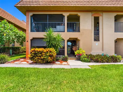 10182 SEMINOLE ISLAND DR — home for sale