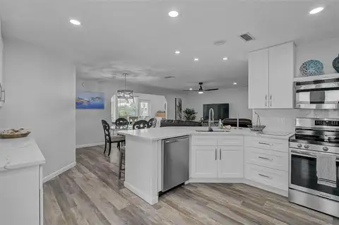 6308 MIDNIGHT PASS RD #6 — home for sale