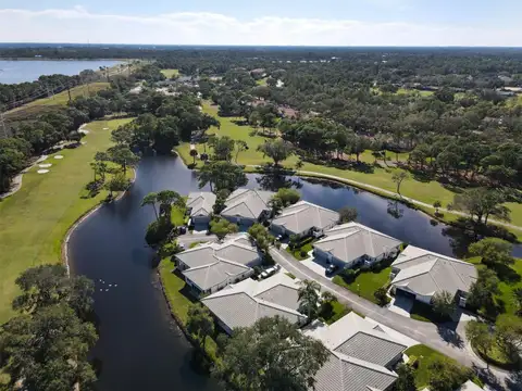 5662 LONG COMMON CIR #8 — home for sale
