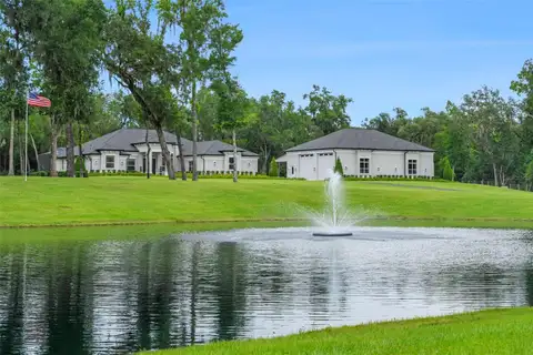 1825 W OAK VALLEY CT — home for sale