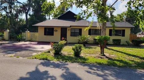 1014 SE 10TH ST — home for sale