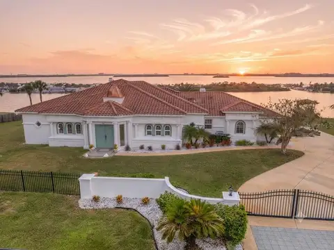 660 LAMBERT AVE — home for sale