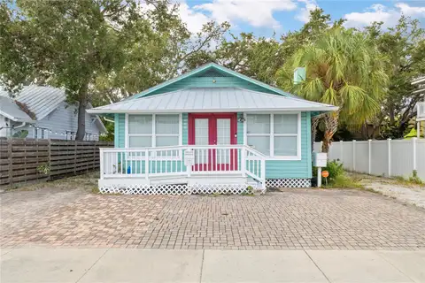 1950 ADAMS LN — home for sale
