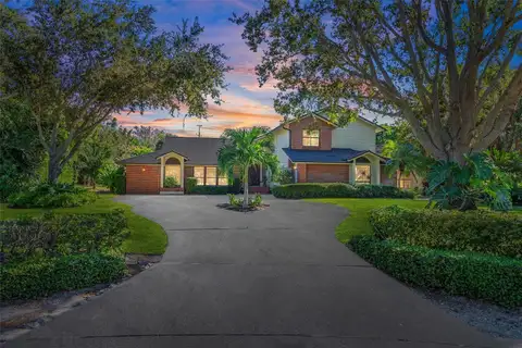 2371 LANDINGS CIR — home for sale