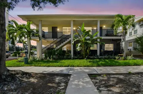 210 6TH AVE N #9 — home for sale