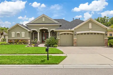 3015 LYNWOOD CT — home for sale