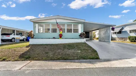 924 ELIZABETH LN — home for sale