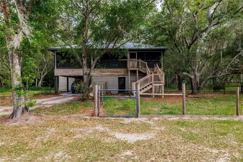 8056 SW HORSE CREEK RD — home for sale