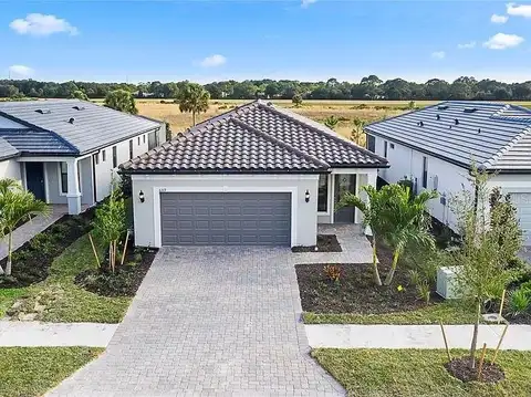 6319 CRESTED EAGLE LN — home for sale