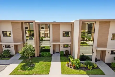 3092 ROCKEFELLER WAY — home for sale