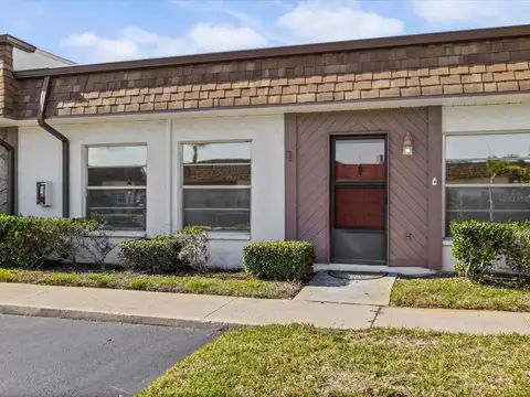 6037 CHESHAM DR #7 — home for sale