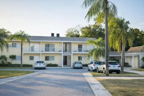 Belleair Bluffs, Pinellas, FL — home for sale