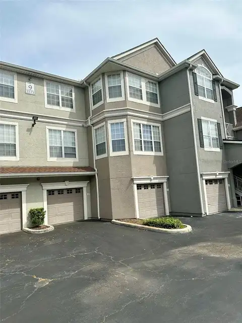 3373 S KIRKMAN RD #939 — home for sale