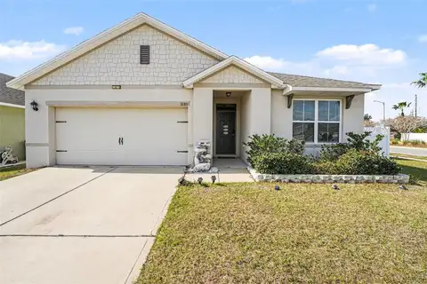 3180 COUNTRY CLUB CIR — home for sale