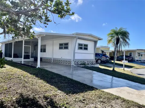 6452 FLEETWOOD CT — home for sale