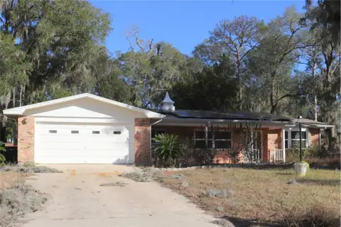 401 S PINE AVE — home for sale
