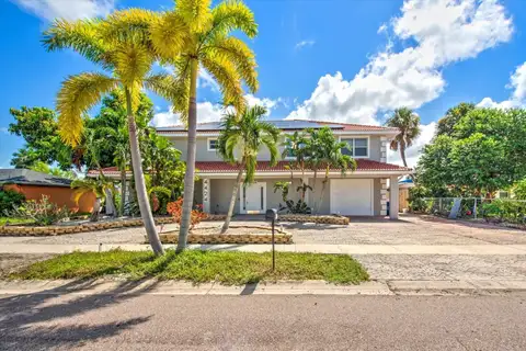 4424 N CANAL CIR — home for sale