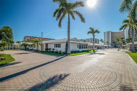 6300 MIDNIGHT PASS RD #21 — home for sale