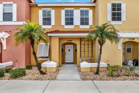 1086 PARK RIDGE CIR — home for sale