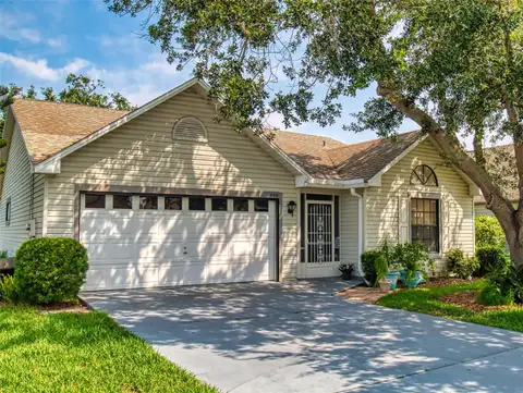 686 MIDDLEBURY LOOP — home for sale
