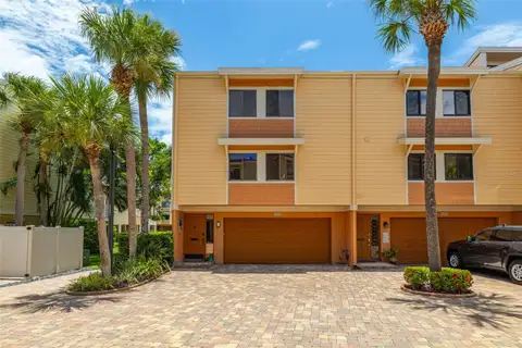 533 SANDY HOOK RD — home for sale