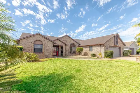 27 CHERRYTREE CT — home for sale