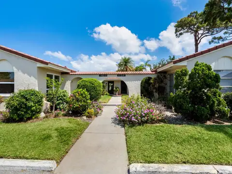 2153 PUEBLO CIR #V14 — home for sale