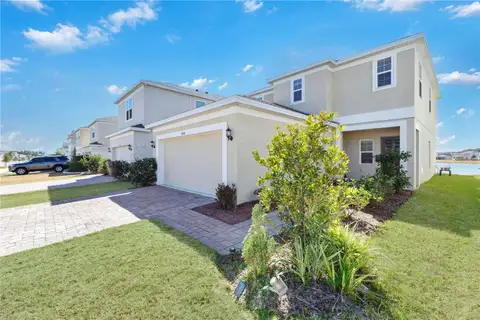 5018 ROYAL POINT AVE — home for sale