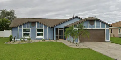 32 NE 13TH PL — home for sale
