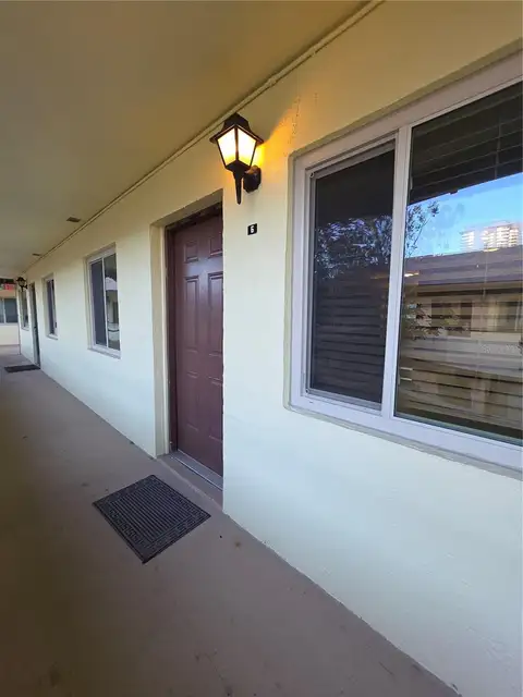 400 OAKRIDGE BLVD #60 — home for sale