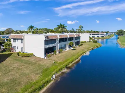 7193 W COUNTRY CLUB DR N #237 — home for sale