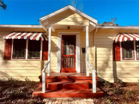 228 NW 4TH AVE — home for sale