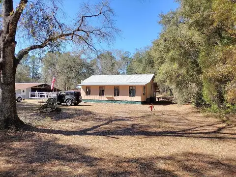 1916 LAUREL AVE — home for sale