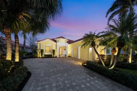 1752 GRANDE PARK DR — home for sale