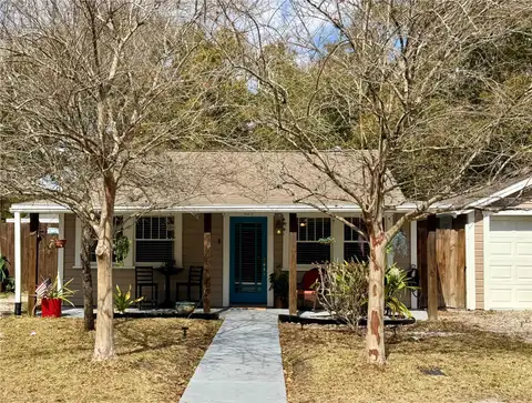403 W CHELSEA ST — home for sale