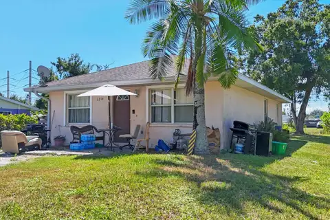 2214 PARK RD — home for sale