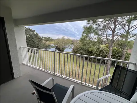 13941 FAIRWAY ISLAND DR #733 — home for sale