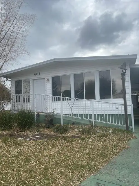 501 OAK RDG E — home for sale