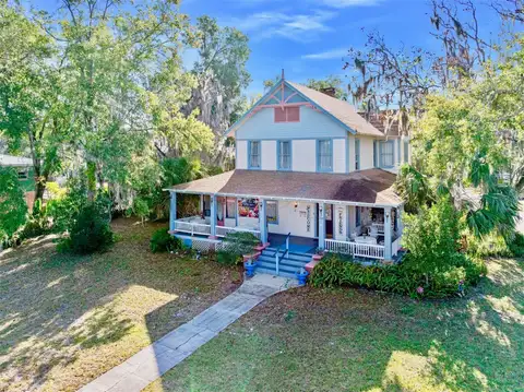 228 W HOWRY AVE — home for sale