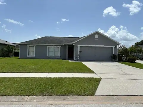 2405 LINCOLNSHIRE CT — home for sale