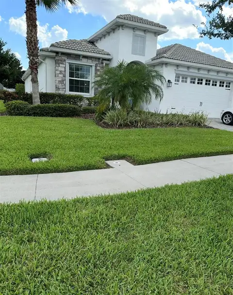 1424 CLUBMAN DR — home for sale