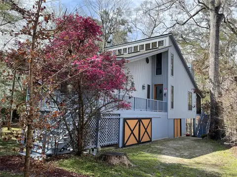 1376 RIVERSIDE AVE — home for sale