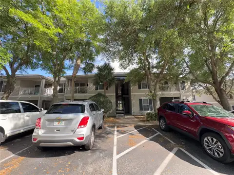 8009 HEMINGWAY CIR #8009 — home for sale