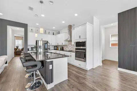 19076 PLANETREE ST — home for sale