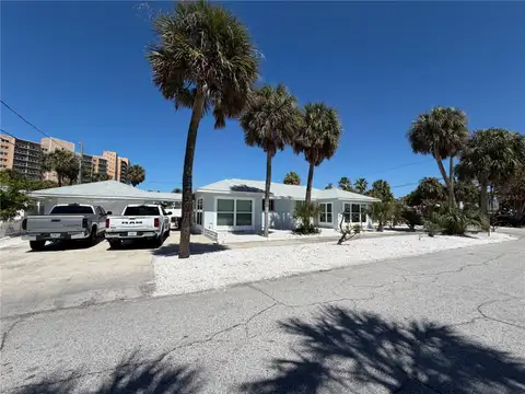 850 MANDALAY AVE — home for sale